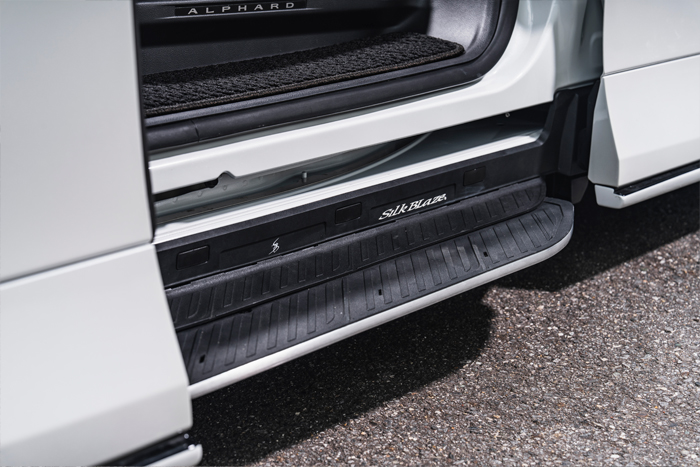 ヴェルファイア40系専用 SilkBlaze スライドドア アシストステップ