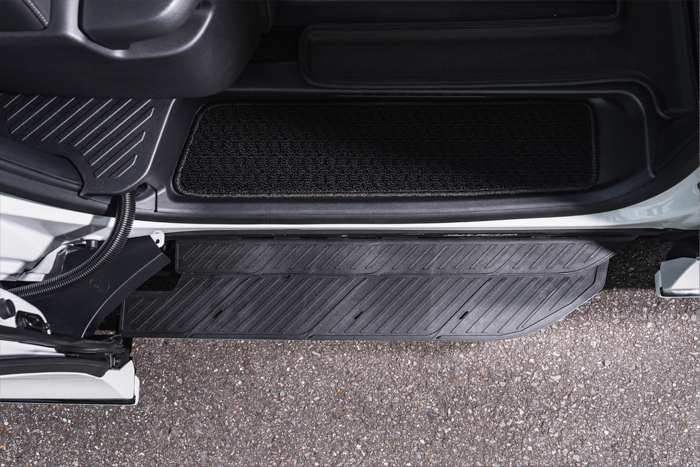 ヴェルファイア40系専用 SilkBlaze スライドドア アシストステップ