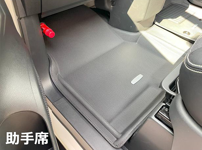 デリカミニ B3#A系専用 Clazzio 立体マット1台分(NEWタイプ)