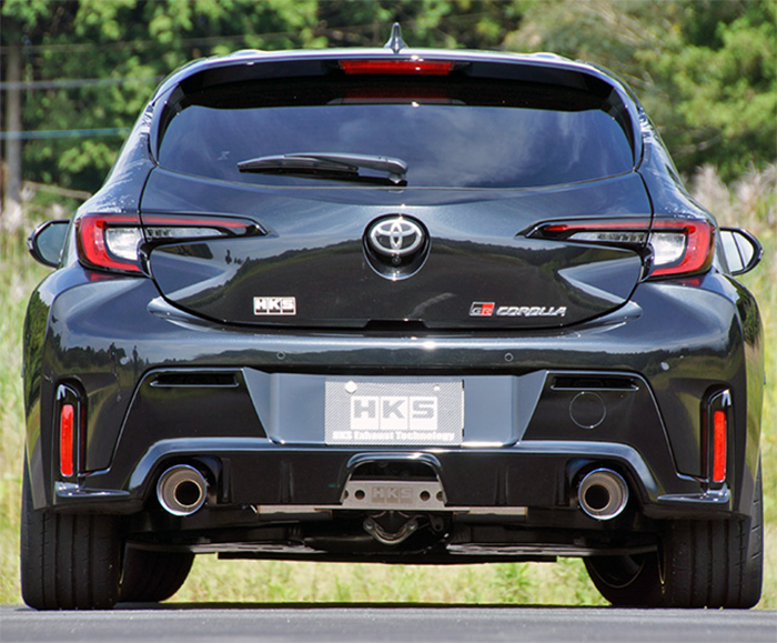 GRカローラ専用 HKS リーガマックススポーツマフラー 装着イメージ