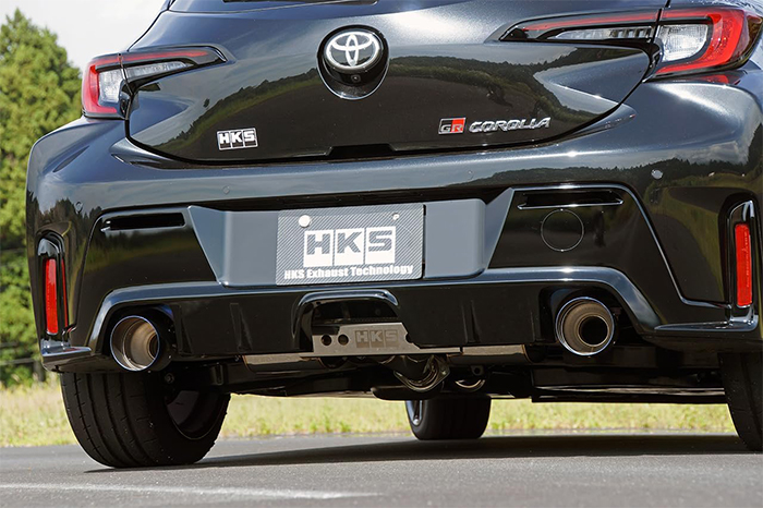 GRカローラ専用 HKS リーガマックススポーツマフラー チタンテール装着イメージ