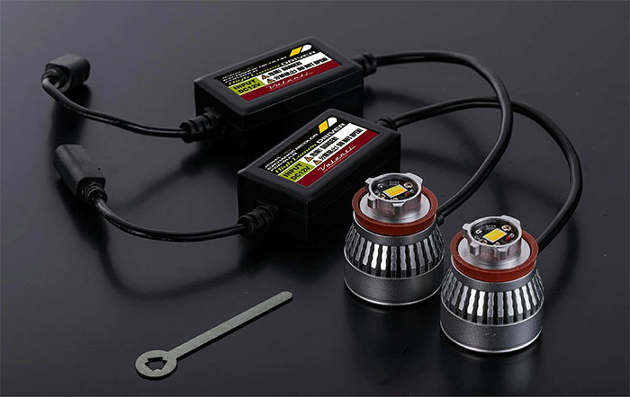 ヴァレンティ LEDフォグランプバルブ バイカラーの商品内容