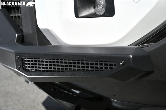 ランドクルーザー250系専用 BLACK BEAR フロントバンパーガード