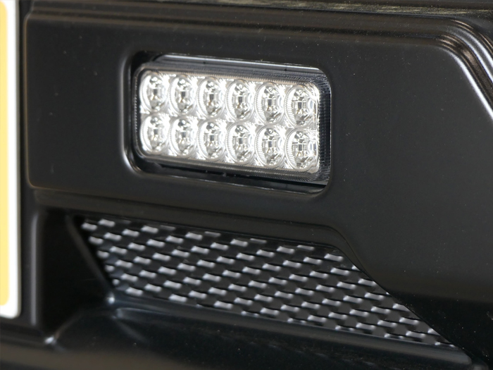 キャラバン 3型 標準ボディー専用 MONOBOX フロントバンパープロテクター(LEDマーカーランプ付)