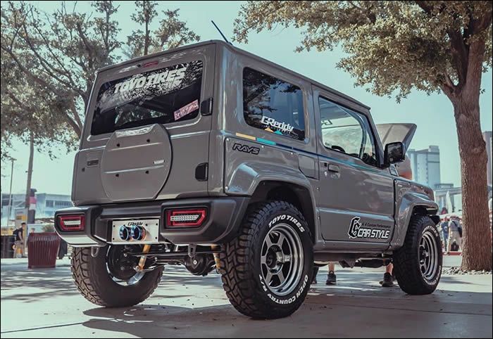 ジムニーシエラ JB74専用 CARSTYLE リアゲートカバー(ワイパーレス) を 